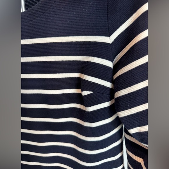 Talbots 3/4 sleeve Blouse - Picture 3 of 5